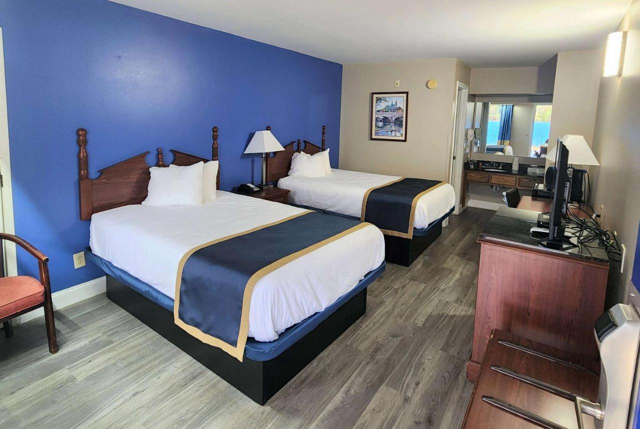 Baymont By Wyndham Eufaula Hotel Buitenkant foto